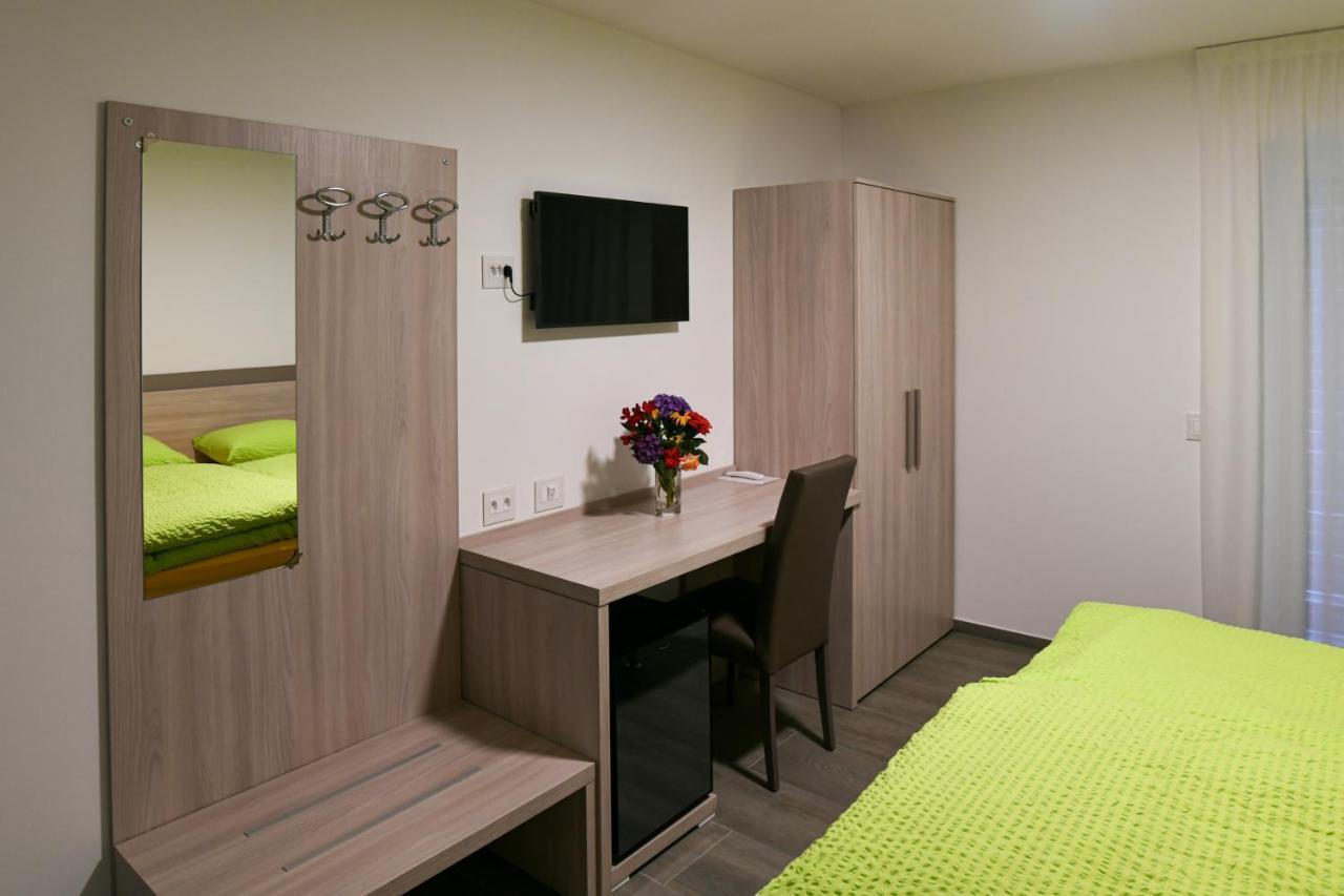 Motel Afia Cama Exteriör bild