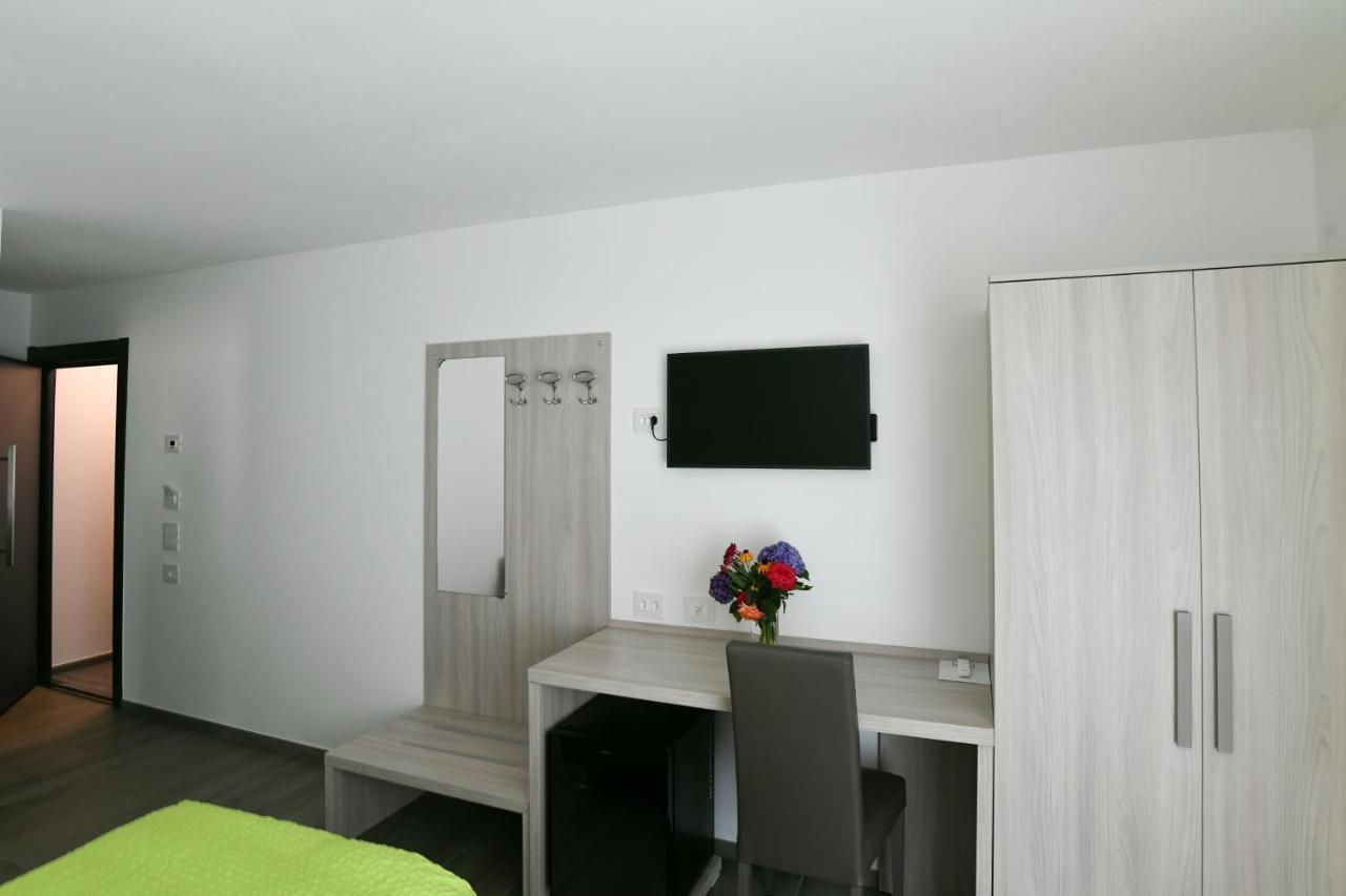 Motel Afia Cama Exteriör bild