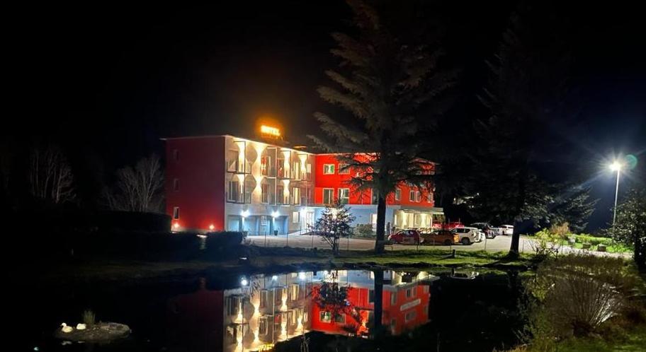 Motel Afia Cama Exteriör bild